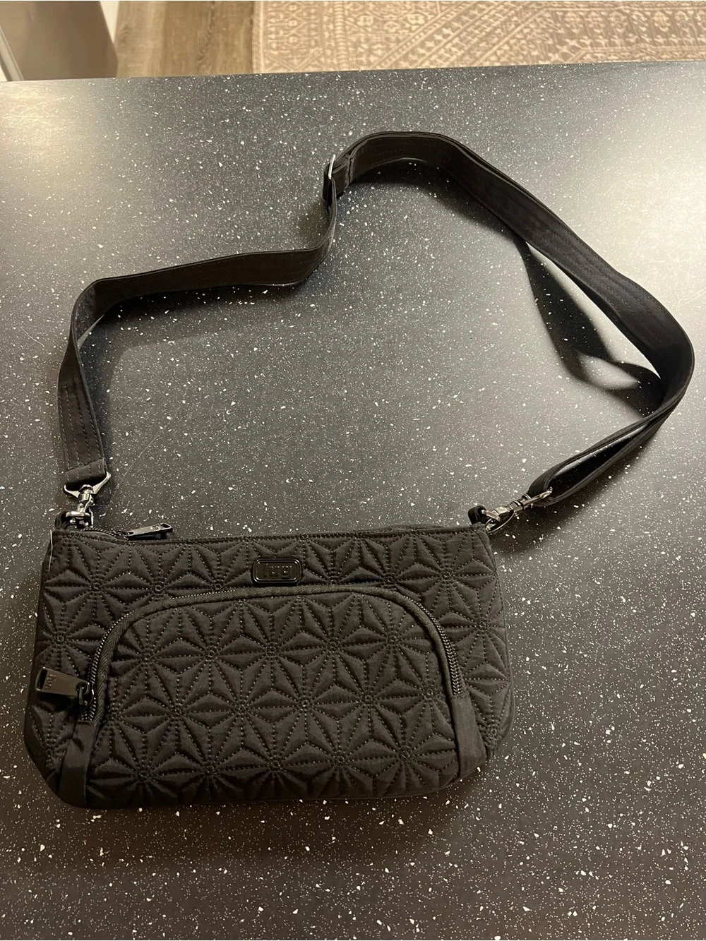 Quilted Flyer Crossbody Bag - Black